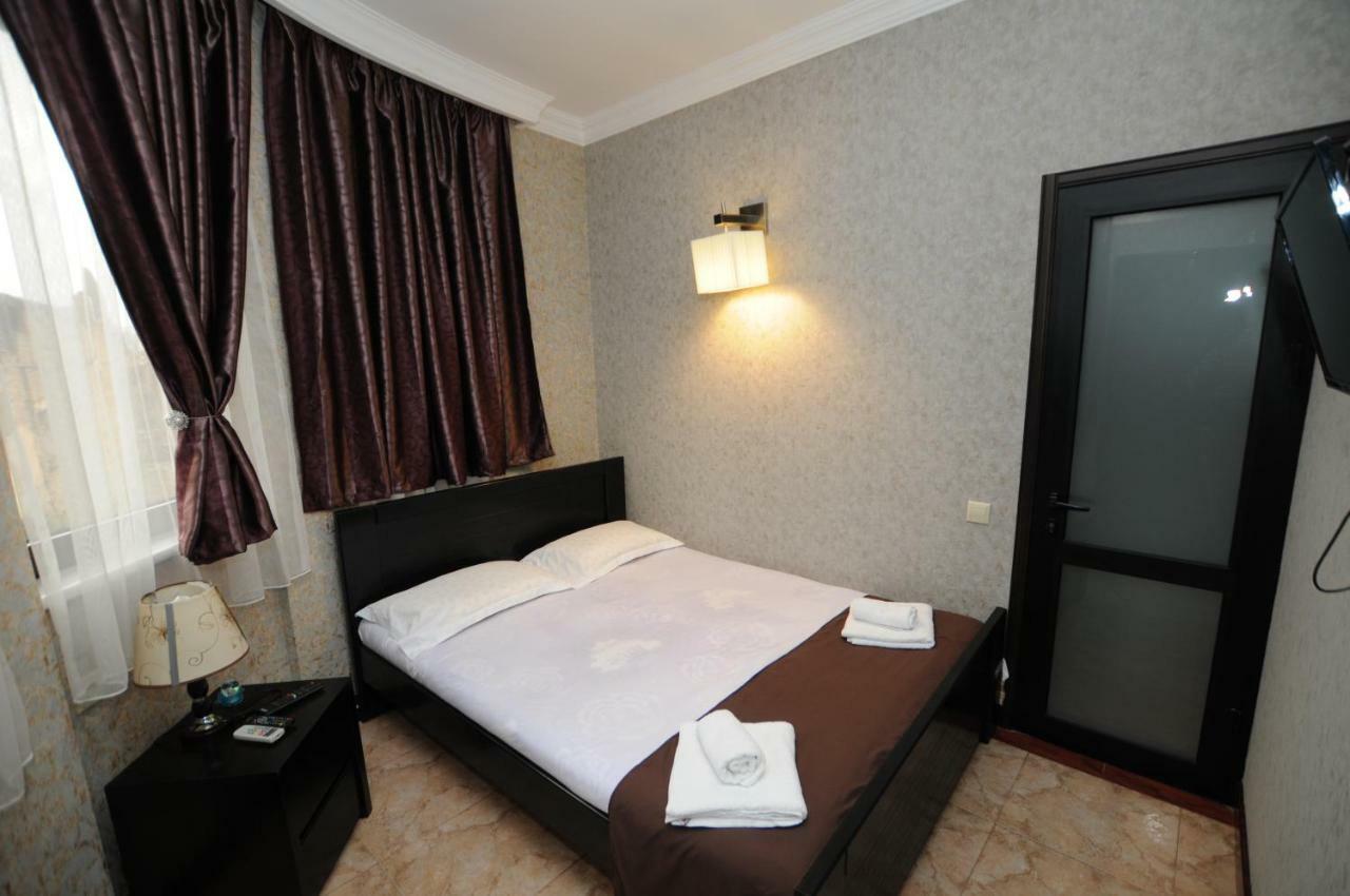My Cityhotel Tbiliszi Kültér fotó